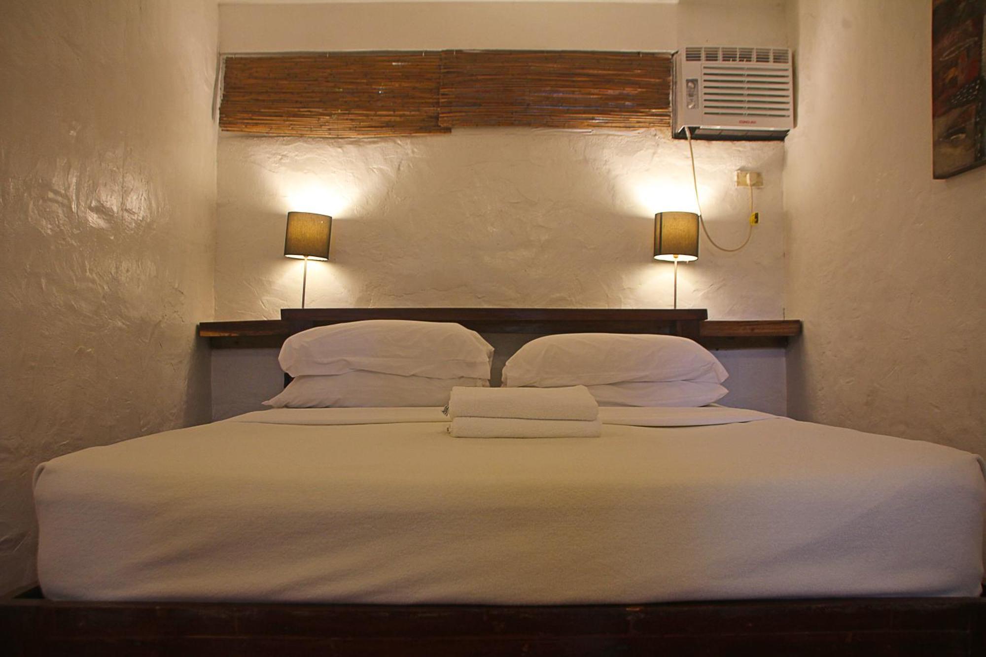 เดอะเลซี ด็อก เบด แอนด์ เบรคฟาสต์ Hotel Balabag  ภายนอก รูปภาพ