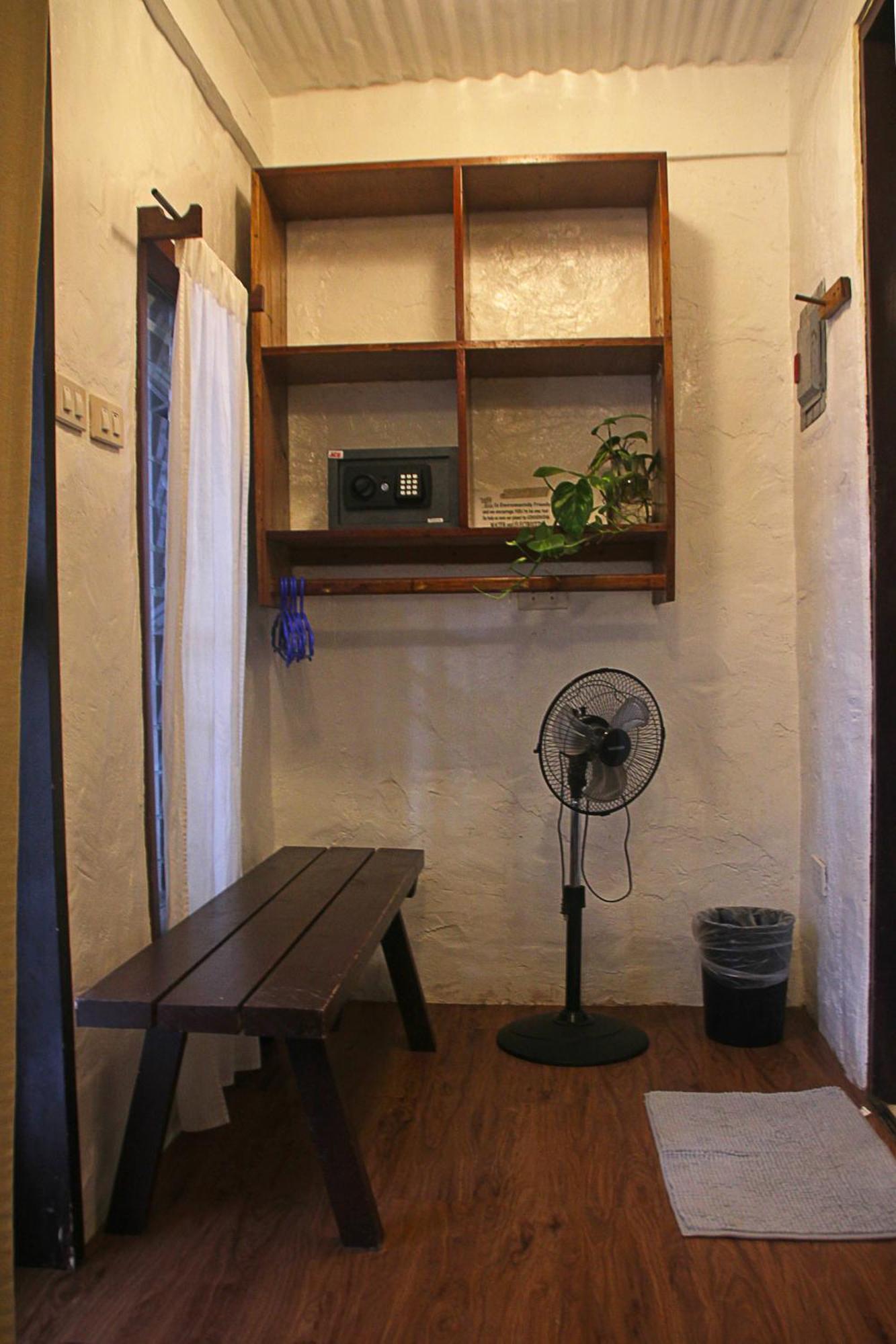 เดอะเลซี ด็อก เบด แอนด์ เบรคฟาสต์ Hotel Balabag  ภายนอก รูปภาพ