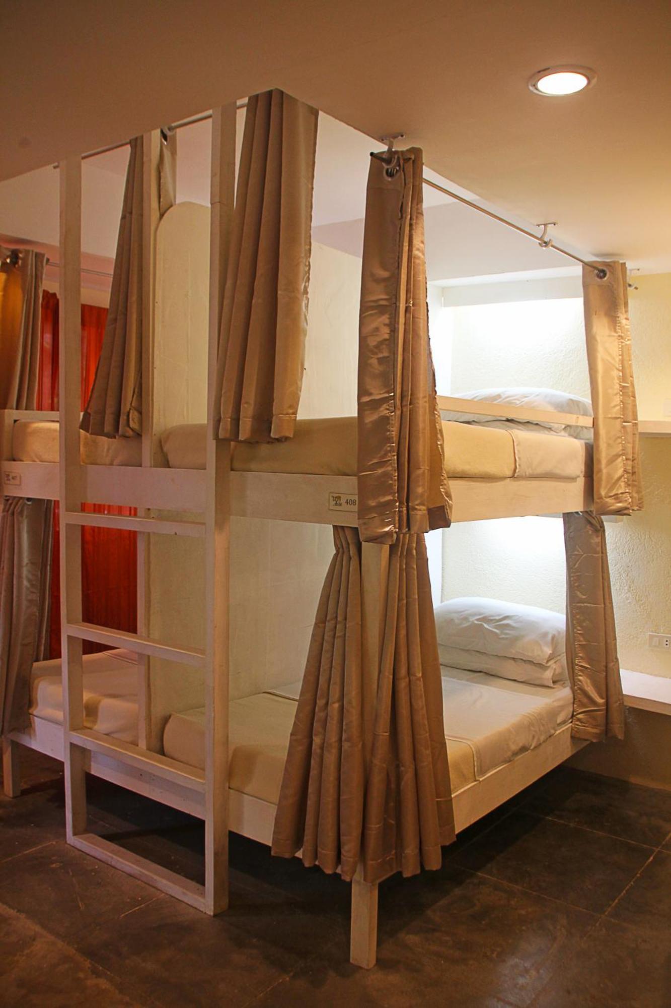 เดอะเลซี ด็อก เบด แอนด์ เบรคฟาสต์ Hotel Balabag  ภายนอก รูปภาพ