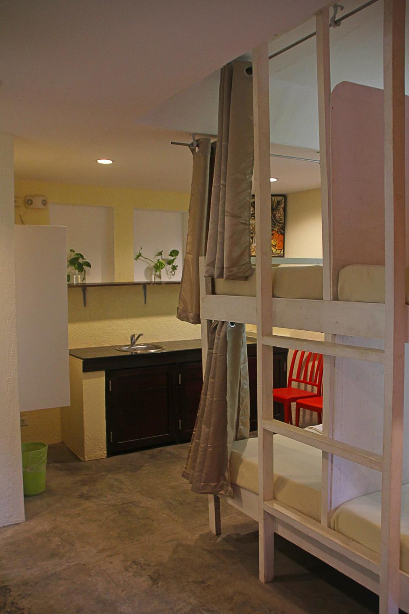 เดอะเลซี ด็อก เบด แอนด์ เบรคฟาสต์ Hotel Balabag  ภายนอก รูปภาพ